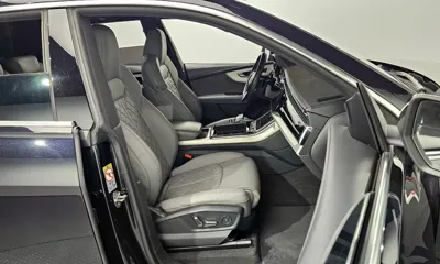 Audi Q8 2021, 154043 км, за 34853.44 USD - фото 12