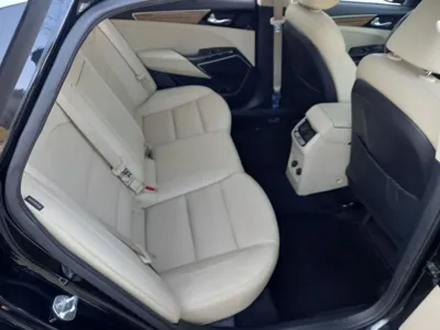Kia K7 2017, 102000 км, за 7752.45 USD