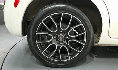 Nissan Cube 2013, 70982 км, за 5185.77 USD