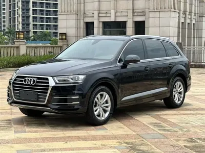 Audi Q7 · 2017 год