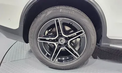 Mercedes-Benz GLC-Class 2023, 7540 км, за 39976.37 USD - фото 21