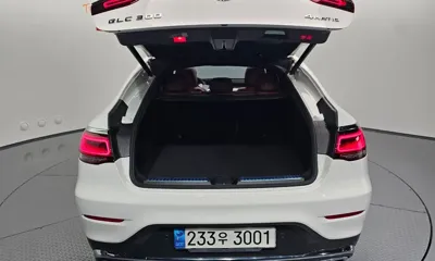 Mercedes-Benz GLC-Class 2023, 7540 км, за 39976.37 USD - фото 34