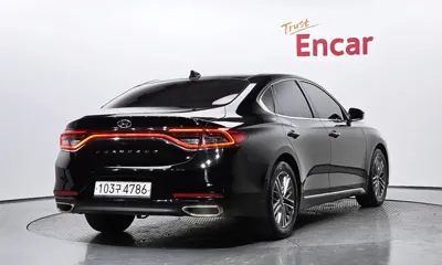 Hyundai Grandeur 2017, 199290 км, за 5942.63 USD