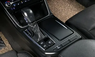 Hyundai Grandeur 2017, 199290 км, за 5942.63 USD - фото 9