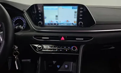 Hyundai Sonata 2020, 44740 км, за 10216.84 USD - фото 17