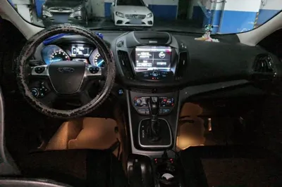 Ford Kuga 2015, 133400 км, за 5228 USD - фото 20