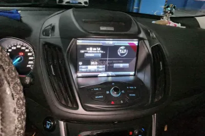Ford Kuga 2015, 133400 км, за 5228 USD - фото 24