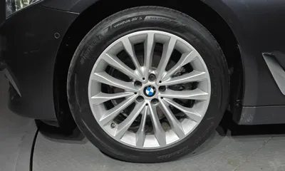 BMW 5-Series 2020, 71975 км, за 17226.8 USD