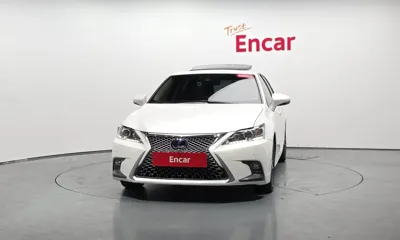 Lexus CT200h 2019, 92060 км, за 12295.09 USD