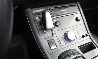 Lexus CT200h 2019, 92060 км, за 12286.29 USD - фото 9