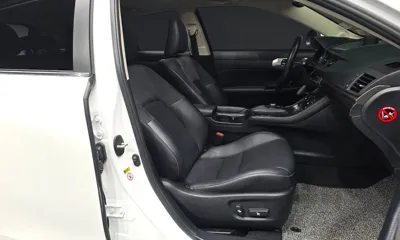 Lexus CT200h 2019, 92060 км, за 12286.29 USD - фото 11