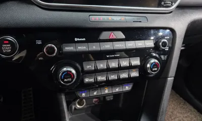 Kia Sportage 2020, 52141 км, за 10726.12 USD - фото 16