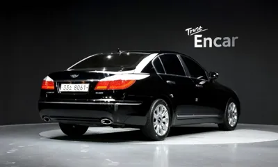Hyundai Genesis 2010, 94795 км, за 2925.08 USD