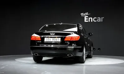 Hyundai Genesis 2010, 94795 км, за 2925.08 USD