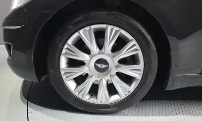 Hyundai Genesis 2010, 94795 км, за 2925.08 USD