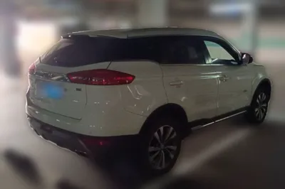 Geely Auto Emgrand X7 Sport 2016, 86100 км, за 5645 USD