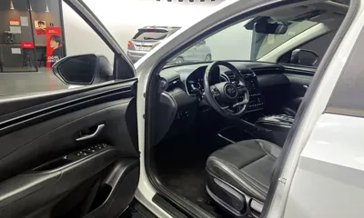 Hyundai Tucson 2023, 56503 км, за 15633.2 USD - фото 10