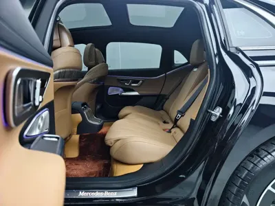 Mercedes-Benz E-Class 2025, 20000 км, за 52677.02 USD - фото 6