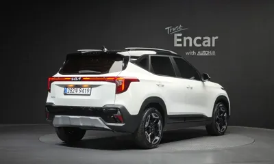 Kia Seltos 2024, 26120 км, за 17067.09 USD