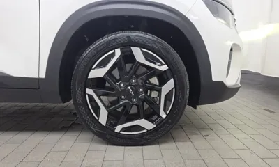 Kia Seltos 2024, 26120 км, за 17067.09 USD - фото 21