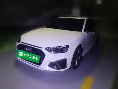 Audi A4L · 2020 год