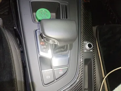 Audi A4L 2020, 55800 км, за 23058 USD - фото 11