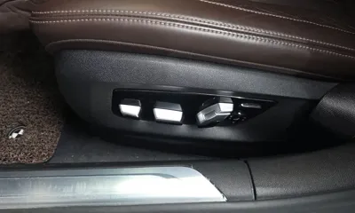 BMW 7-Series 2020, 58828 км, за 38289.01 USD - фото 37