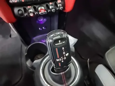 MINI Cooper 2020, 108647 км, за 10510.32 USD - фото 8