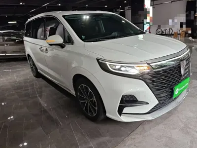 Roewe iMAX8 2021, 82100 км, за 11642.42 USD