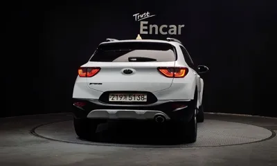 Kia Stonic 2018, 119729 км, за 5222.11 USD