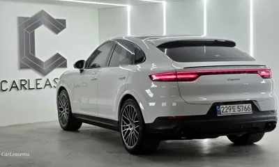 Porsche Cayenne 2023, 59057 км, за 59806.26 USD - фото 3