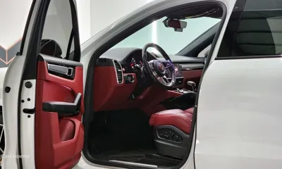 Porsche Cayenne 2023, 59057 км, за 59806.26 USD - фото 8