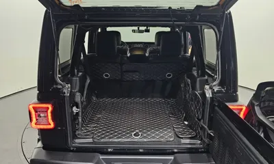 Jeep Wrangler 2023, 39452 км, за 28573.29 USD - фото 20