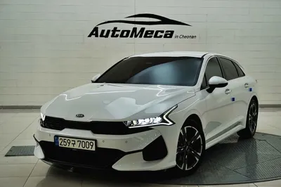Kia K5 2021, 59733 км, за 13121.96 USD