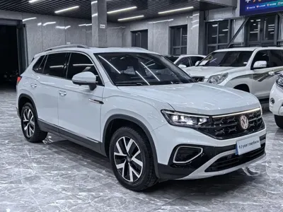 Volkswagen Tayron 2024, 19000 км, за 28369.08 USD