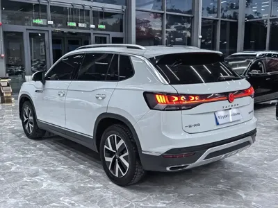 Volkswagen Tayron 2024, 19000 км, за 28369.08 USD