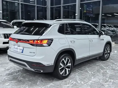 Volkswagen Tayron 2024, 19000 км, за 28369.08 USD - фото 6