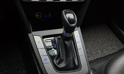 Hyundai Avante 2019, 50307 км, за 7811.47 USD - фото 9