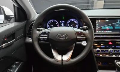 Hyundai Avante 2019, 50307 км, за 7811.47 USD - фото 13