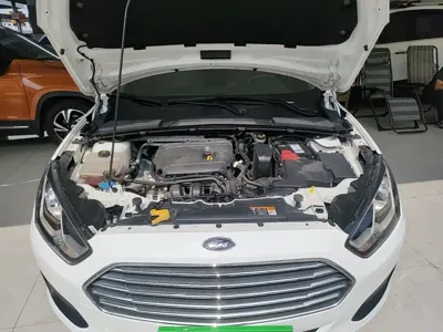 Ford Escort 2021, 39500 км, за 5561.99 USD - фото 20
