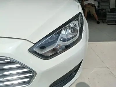 Ford Escort 2021, 39500 км, за 5561.99 USD - фото 24