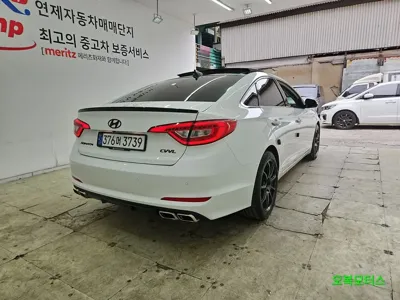 Hyundai Sonata 2017, 74980 км, за 8320.87 USD