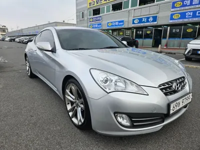 Hyundai Genesis · 2011 год