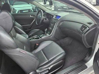 Hyundai Genesis 2011, 181404 км, за 2511.9 USD - фото 11