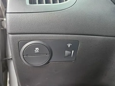 Hyundai Genesis 2011, 181404 км, за 2511.9 USD - фото 15