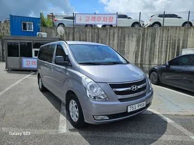 Hyundai Starex 2016, 100300 км, за 7267.92 USD