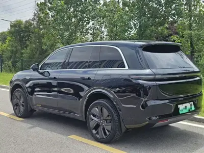 Li Auto Li L8 2024, 68000 км, за 29174.32 USD