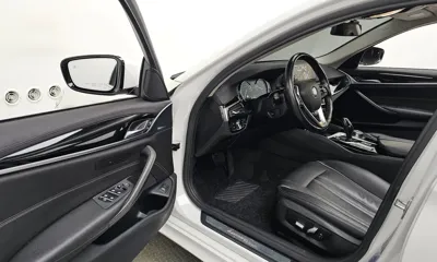 BMW 5-Series 2018, 195038 км, за 10765.39 USD - фото 10