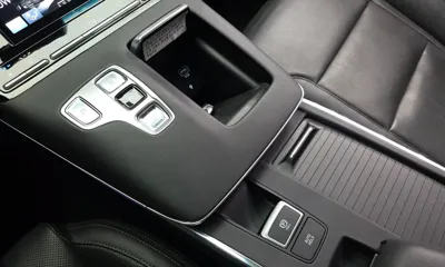 Hyundai Grandeur 2020, 115610 км, за 12685.41 USD - фото 9