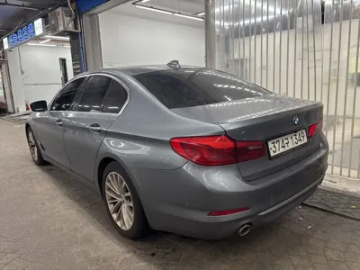 BMW 5-Series 2019, 64434 км, за 16410.66 USD